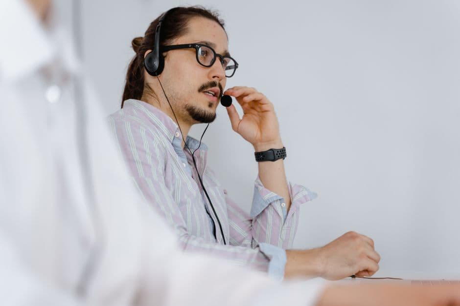 Pelatihan Interaksi Pelanggan dan Etika Telepon