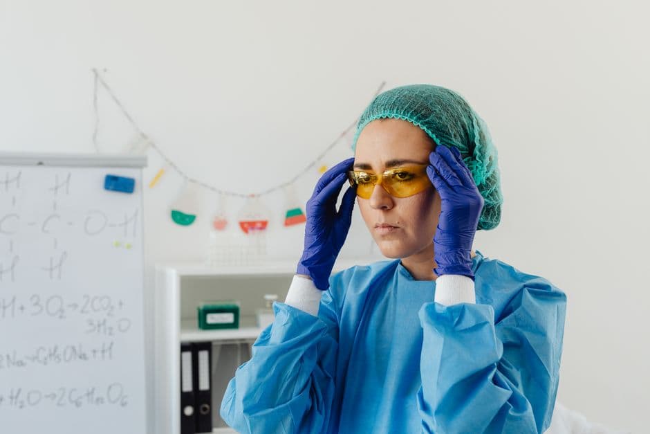 Pelatihan Kesehatan dan Keselamatan Kerja di Laboratorium