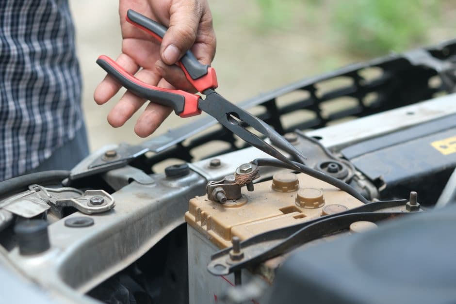 Pelatihan Perbaikan Baterai Mobil Listrik (EV Repair & Maintenance)