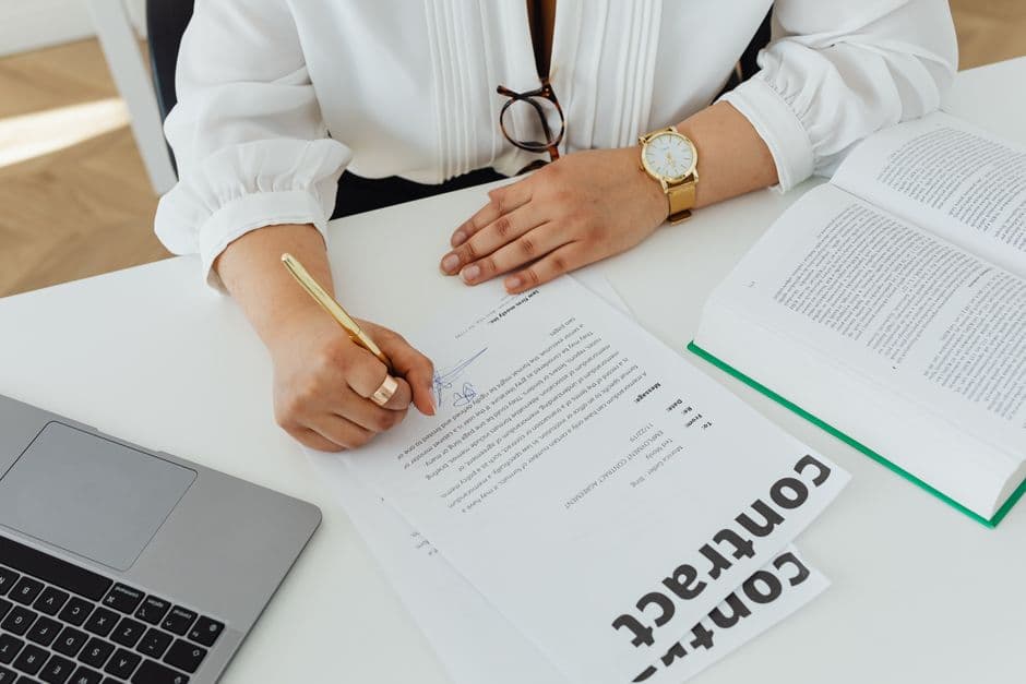Pelatihan Workhop Penyusunan Kontrak (Contract Drafting)