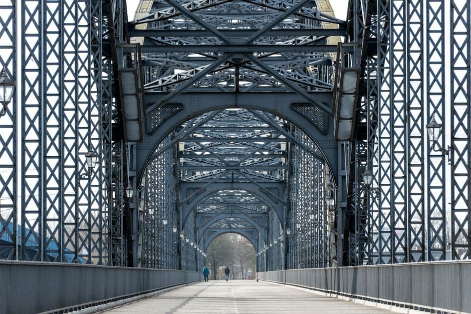 Sertifikasi Teknisi Jembatan Rangka Baja Madya