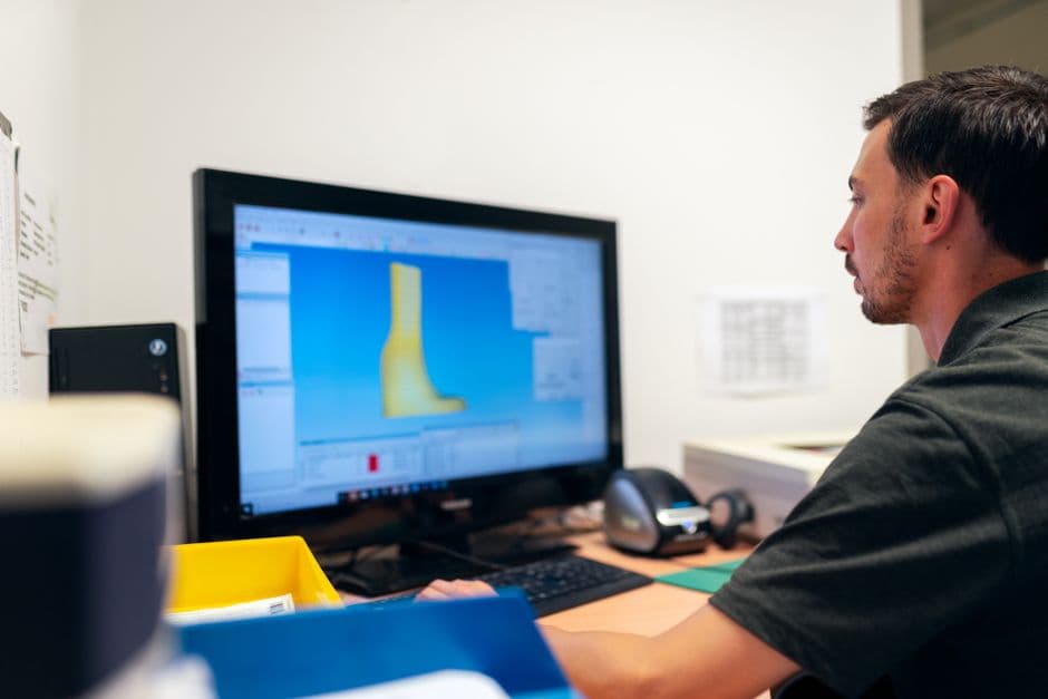 Pelatihan Desain Produk dengan SolidWorks