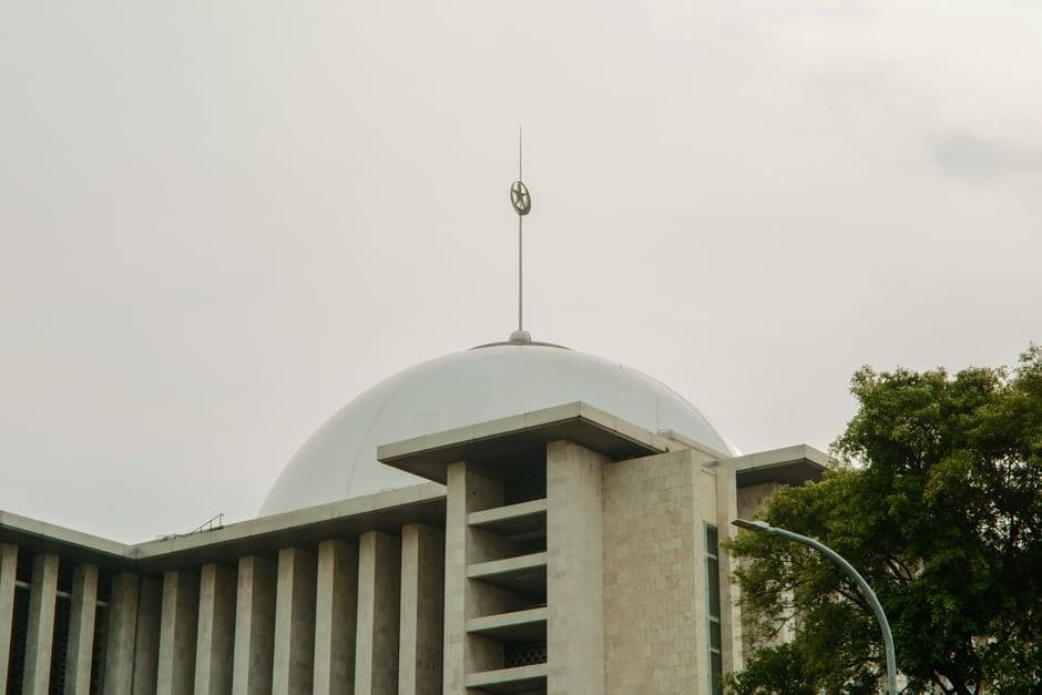 Pelatihan Pendirian dan Konversi Institusi Keuangan Syariah