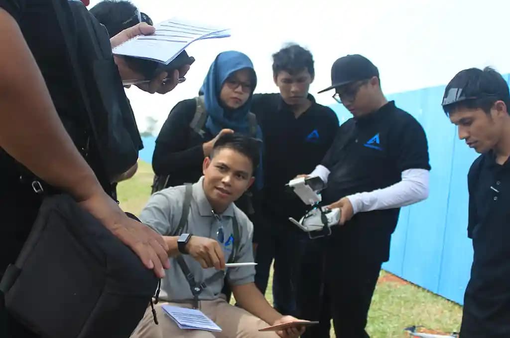Dokumentasi kegiatan uji kompetensi Operator Perkakas Mesin 9